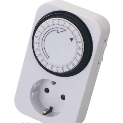 China Industrial 24 Hour Programmable Mechanical Timer Switch With 48 On/Off Programs for sale