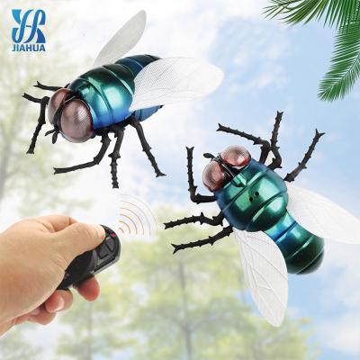 China With Juguetes De Moscas Insect Rc Light Animal Realistic Plastic Insect Remote Control Infrared Toy for sale