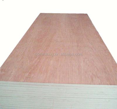 China Linyi traditional commercial plywood at wholesale price, most popular 18mm plywood price for sale