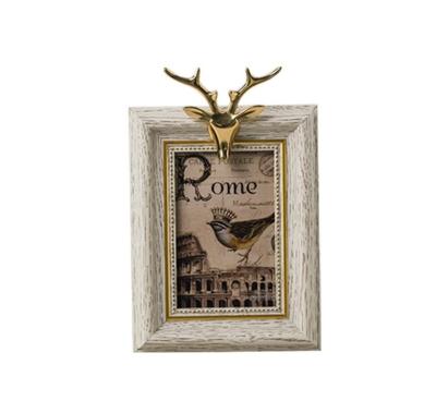 China Europe Fashionable Style Gold Picture Frame Cheap Alloy Designs Acrylic Picture Frames for sale