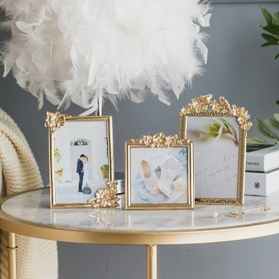 China Fashionable hot sale gold bling picture frame modern vintage table top family tree for sale