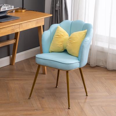 China Gold Nordic Comfortable Legs Style Velvet Solid Wood Shell Shaped Armchair Cafe Sofa Solid Wood Pink Chair for sale