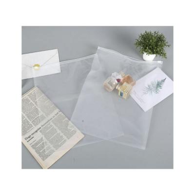 China Disposable PVC Packaging Biodegradable Transparent Cloth Zipper Poly Bag With Zipper for sale