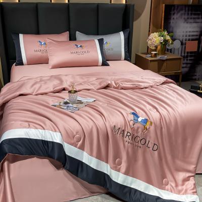 China Hot Selling Anti Dust Mite 4 Piece Luxury Bedding Set With Exquisite Embroidery Design And Deep Pocket for sale