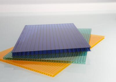 Chine Feuilles de toiture de polycarbonate colorées par biens avec la bonne isolation phonique à vendre