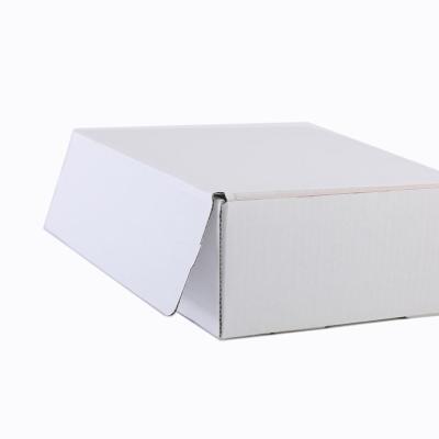 China Recycled Materials Custom Printed White Corrugated E-Commerce Packaging FEFCO 0427 Mailer Box With Logo for sale