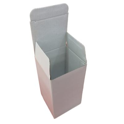 China Recyclable Wholesale Custom Flat Packaging Box Universal Logo Packaging Paper Gift Box for sale