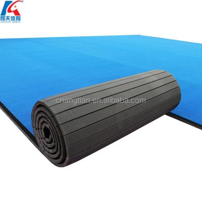 China Factory wholesale tocross-linked laminated polyethylene foam mats gymnastics mats/roll up gym floor mats/rolling cheerleading mat for sale