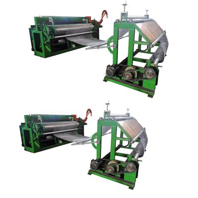 China Hotels HEBEI FANLIAN Automatic Galvanized Electric Wire Mesh Welding Machine in Factory Best Roll Price for sale