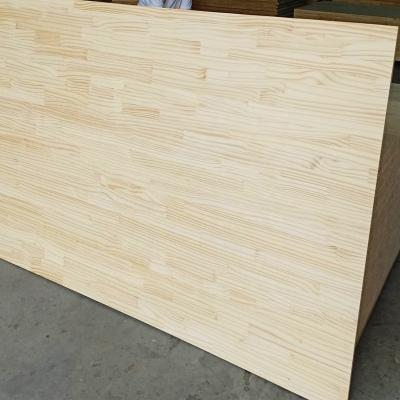 China Modern high quality grained finger pine straight line common board wood for sale