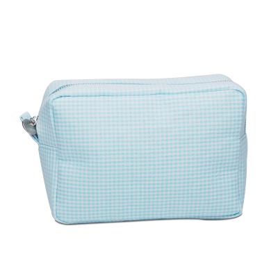 China Cotton Gingham Monogram Cotton Seersucker Cosmetic Case Bags Cotton Seersucker Travel Makeup Bags DMA71858 for sale