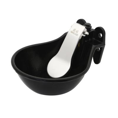 China 1.5L Enamelled Cast Iron Cattle Water Bowls Pipe Mounting for sale