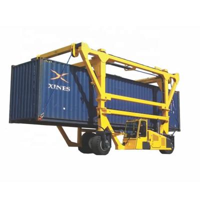 China Rubber Tyre Wheel Container Straddle Carrier Shipping Container Carrier Te koop