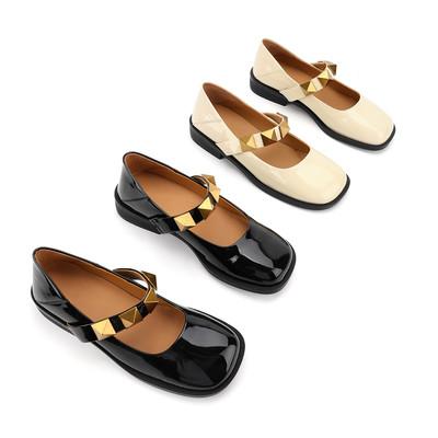 China Vrouwen Flat Loafer Schoenen Ronde Toe Comfortabel met leervoering Te koop