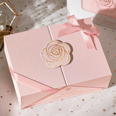 China Custom Paper Gift Box Packaging In Various Sizes High Durability for sale