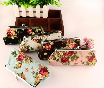 China 2021 Hot Sale Ladies Mid Length Floral Coin Purse Canvas Wallet | New Style Metal Buckle Printing Coin Purse | Autumn Trendy Women Flower Fashion for sale