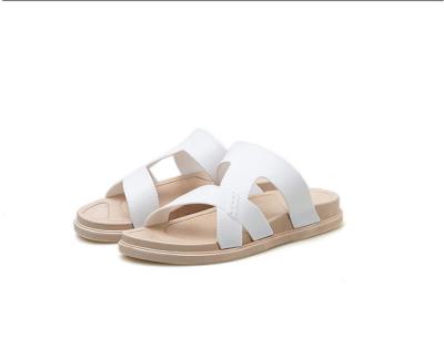 China 2021 Fashion Trend Best Selling Women's Flat Sandals | New style female outdoor slippers | Casual Summer Ladies Beach Slides for sale