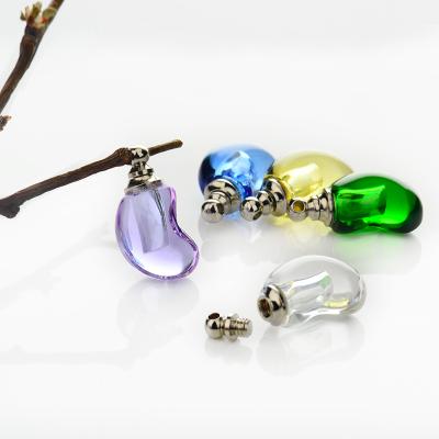 China Mini Lampwork Bottles Perfume Necklace Pendant Vial Bottle Crystal Wish Necklace for sale