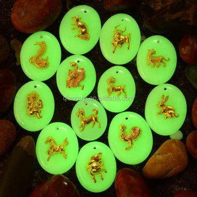 China 2018 New Products CLASSIC Unique Jewelry Chinese Zodiac Gold Plated Glowing Stone Pendant for sale