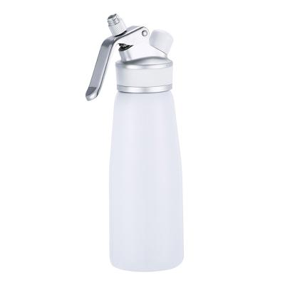 China Viable Custom Logo 500ML Aluminum Dessert Whipped Tools Cream Whipper Dispenser With Three Decorating Tips for sale