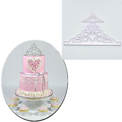 China Viable DIY Baking Supplies Triangular Mold New Crown 2pcs Mold Cutting Die Fondant Cake Decoration Plastic Bake Birthday for sale