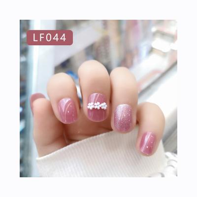 China Wholesale Salon Effect Hand-worn Weave Style Short Press On Nail Printed Artificial Nails for sale