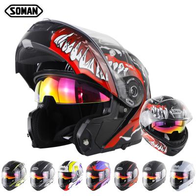 China High Clear Sunglasses Motorcycle Helmets Dual Lens Flip up Casco with Big Spoiler capacates SOMAN SM965 for sale