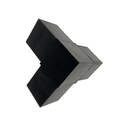 China Plastic PP PVC 3 Way Square Tube Angle Corner Connectors Edge Corner For Windoors And Office In Africa for sale