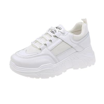 China Spring And Autumn Women's Sports Shoes Student Anti-slippery Women's Flat Sports Shoes for sale