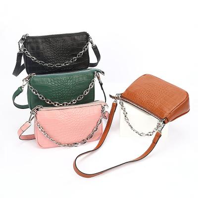 China Newest Water Resistant Ladies Chain Lips Vegan Leather Crossbody - Body Shoulder Bags for Women Purses and Handbags Travel Bag for sale