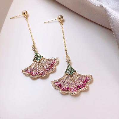 China TRENDY Real Gold Plated Fan Shape Dangle Colorful Crystals Women Earrings Rhinestone Pendant Long Chain Earring Jewelry for sale