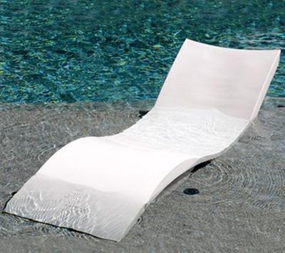 China Modern Modern Beach Furniture Swimming Pool Lounge Chairs That Sit In Water Swimming Pool Plastic Lounge Chair for sale