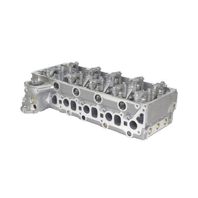 China Original Excavator Car New 8982230192 ISUZU Hitachi Excavator Engine 4HK1 4 Cylinder Diesel Engine Cylinder Head en venta