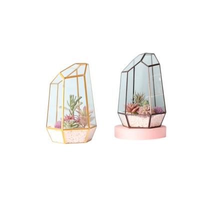 China Modern Lead Free Handmade Polygonal Glass Succulent Mini Greenhouse Faceted Room Geometric Flower For Decoration for sale