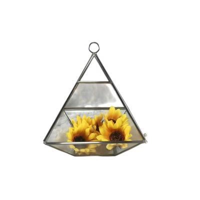 China Modern Creative Diamond Shaped Glass Mini Greenhouse Polygonal Flower Room Succulent for Decoration for sale