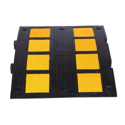 China Durable Cheap Price Traffic Road Safety Speed ​​Bumps Recycled Guardian Rubber Speed ​​Bumps for sale