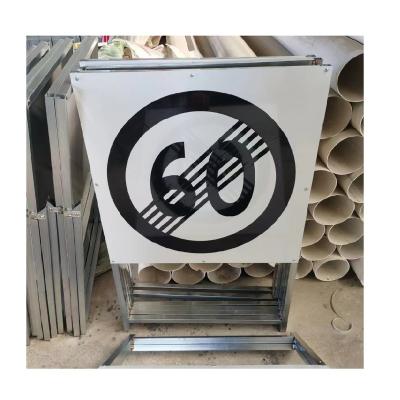 China Durable Professional Standing Type Solar Powered Traffic Control Sign Arrow Board Warning Road Sign for sale