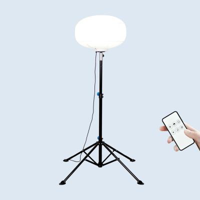 China Moonlightia mini tripod 100W 150W 200W series portable light tower for sale Moonlightia mini 100W 150W 200W inflatable light tower for sale