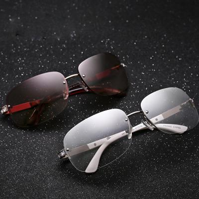 China 100% UV Protection Vintage Rimless Square Sun Glass Shades With Diamond Logo Custom Fashion Sunglasses Women for sale