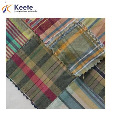 China Antistatic 100% Cotton Quilting Colorful Plaid Printed Woven Fabric for sale