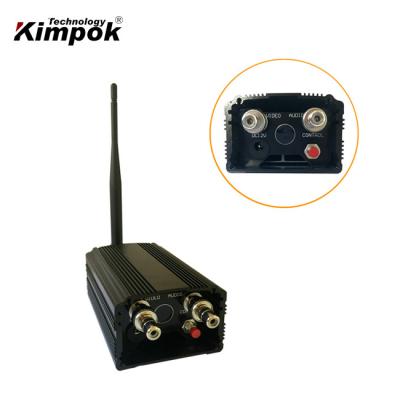 Cina Input video 3W Trasmettitore e ricevitore video wireless a lungo raggio 1200Mhz AV Sender CCTV Audio Video Transmission System in vendita