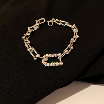 China FASHIONABLE Cool Style Baroque Metal Texture Micro-inlaid Zircon Chain Hip Hop U Shackle Clasp Bracelet for sale