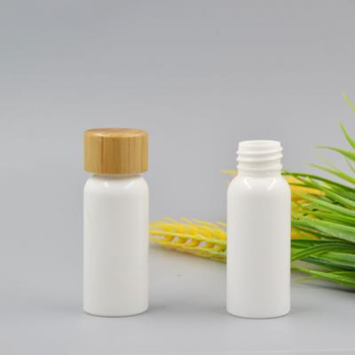 China 100% Recycable Biodegradable 30ML Bottles With Bamboo Sprayer Pump for sale