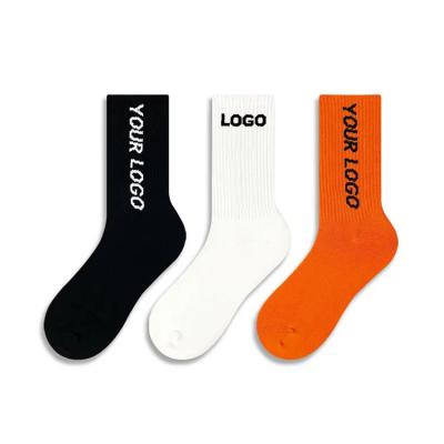 China Wholesale QUICK DRY Breathable Knitted Men Sports Socks Logo Crew Running Socks Custom Design for sale