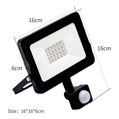 China Garden IP66 Led Waterproof Flood Light Batten Fixture Outdoor Wall Light Warehouse 5 Year Three Year Warranty for sale