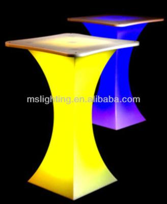 China Modern Li-battery WIFI Remote Control LED Cocktail Table for sale