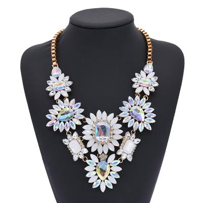 China BOHEMIA Statement Necklace Chunky Crystal Flowers Necklace Handmade Crystal for sale