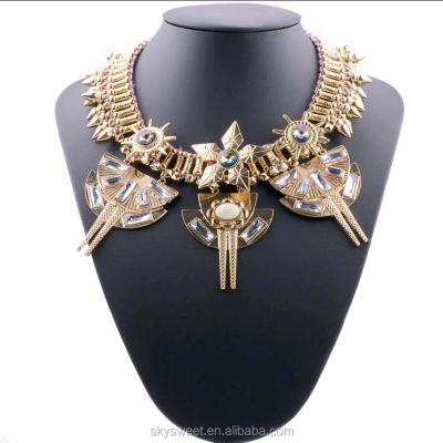 China Trendy Statement Necklace Heavy Cubic Zirconia Gold Jewelry Designs (SWTAA2330) for sale