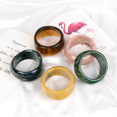 China New FASHIONABLE large clear resin bangle, resin bangle bracelet for women for sale