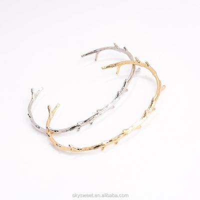 China Decoration Acrylic Ladies Tree Branch Bangle Gold Cuff Branch Novelty Items (SWTAA2584) for sale